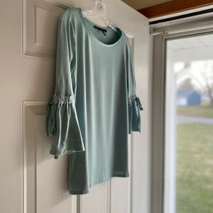 White House Black Market sea blue blouse